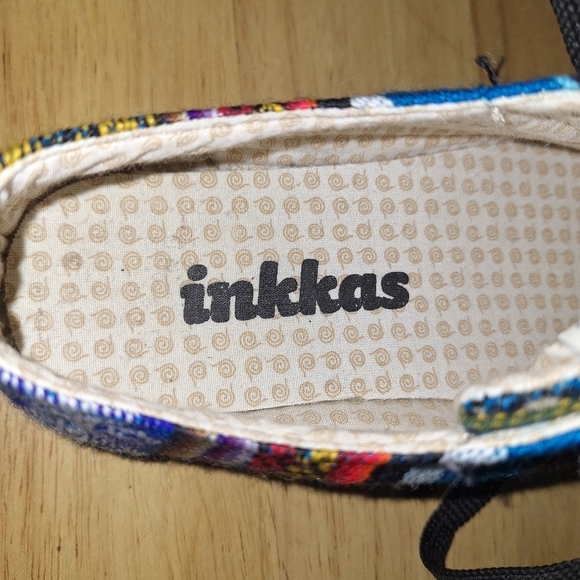Inkkas Colorful Incan Patterned unisex Sneakers in a women's 5 or men's 3. - Picture 7 of 11